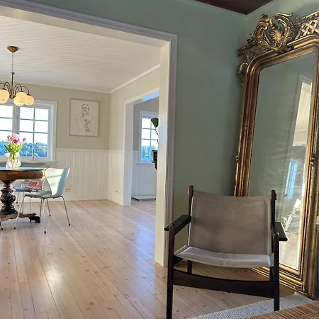 Feriehus Lovely Estate With Private Dock And Breathtaking View